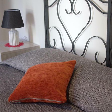 Camere da Mariolina Macari Esterno foto