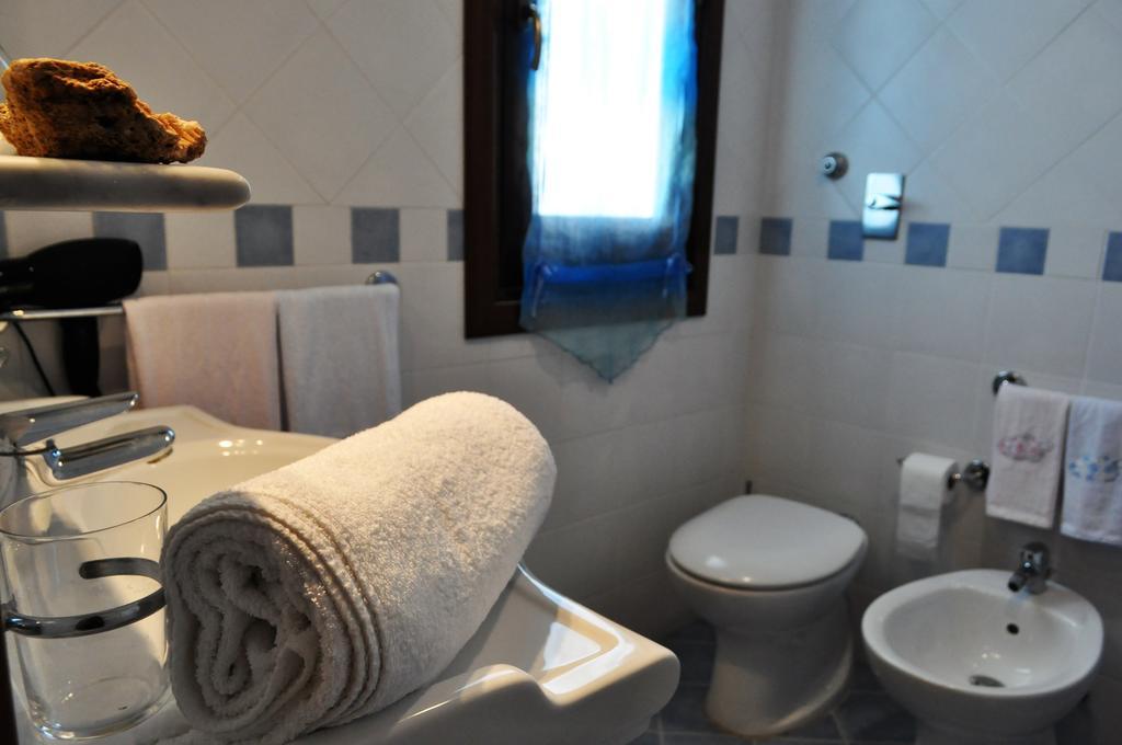 Camere da Mariolina Macari Esterno foto