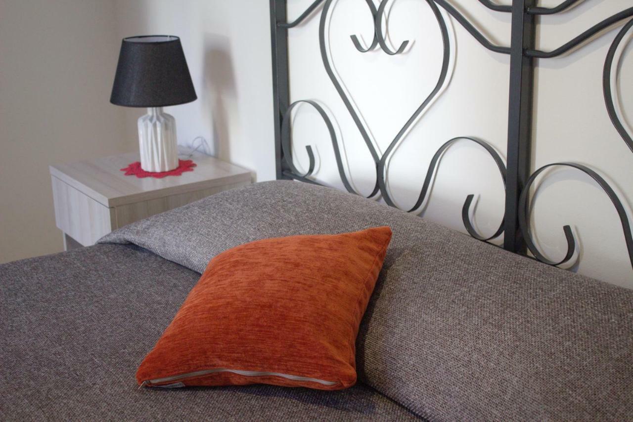 Camere da Mariolina Macari Esterno foto